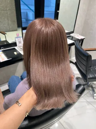 カラー 透明感カラー💙 束感マツエク🪼海月のヘアスタイル