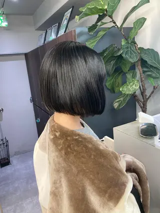 ショート カラー ブリーチ&似合せボブ 田中寛十のヘアスタイル