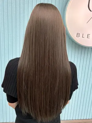 ロング カラー 🩶西 雪乃/透明感 くすみカラー🫧のヘアスタイル