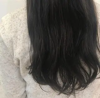 ロング カラー パーマ ヘアアレンジ 厚地 伽寧のヘアスタイル