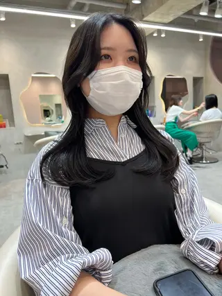 セミロング カラー ヘアアレンジ 🔶似合わせセンター パート/ヤス🔶のヘアスタイル