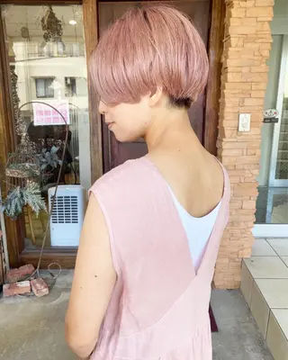 ショート カラー grand juteのヘアスタイル