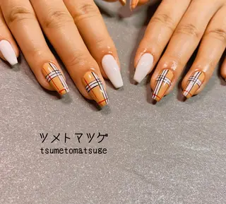 セミロング ネイル ツメトマツゲ .のネイルデザイン