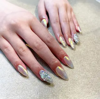 ネイル 鈴木 華乃のネイルデザイン