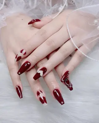 ネイル HIN NAILのネイルデザイン
