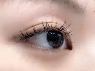 マツエク・マツパ 岡田詩織 MODE Ks松原店のヘアスタイル