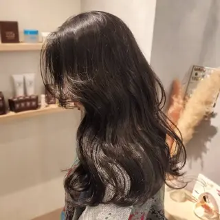 カラー HINAKO/ ROCCOのヘアスタイル