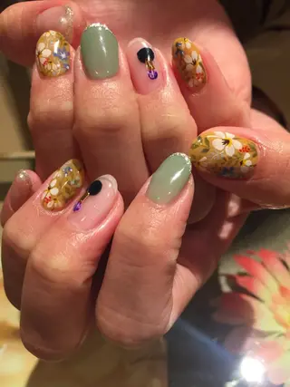 ネイル Nest 三田のマツエク・マツパデザイン