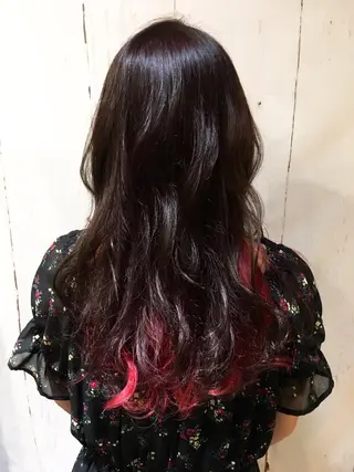 ロング カラー 松下 輝璃のヘアスタイル