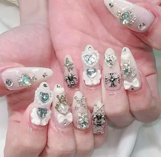 ネイル Cutil Nailsalon所属・Cutil. Nail🌈のネイルデザイン