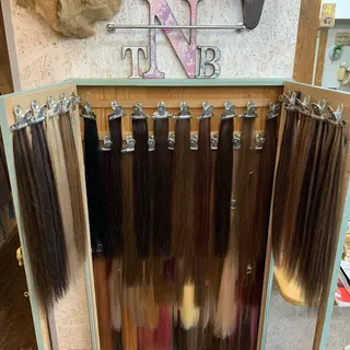 ミディアム CS made by SHACHU栄店所属・❤️‍🔥シールエク ＋カラー京❤️‍🔥のヘアスタイル