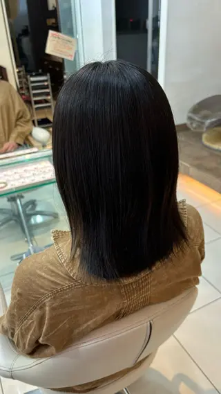 ミディアム ブリーチ透明感カラー /レイヤー👗しずかのヘアスタイル