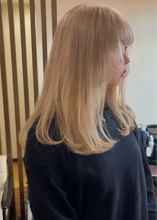 ロング カラー 髪質改善ｶﾗｰ ｹｱﾌﾞﾘｰﾁ/ﾀﾑのヘアスタイル