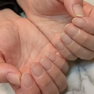 ネイル ジェヌインネイル 河内のネイルデザイン