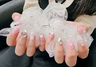 ネイル へぜリヒ ·もものネイルデザイン