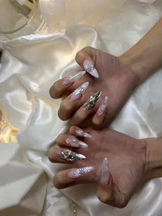 ネイル Nailsalon SKiのネイルデザイン