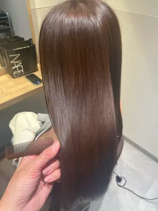 ロング 伊藤 俊平のヘアスタイル