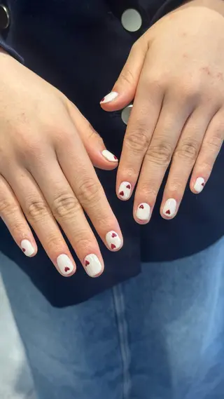 ネイル 🎀韓国レイヤー特化 🎀ベージュ/ミクのヘアスタイル