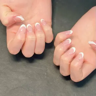 ネイル Salon•de•Niina所属・ボディビルダーSal on.DeNiinaのネイルデザイン