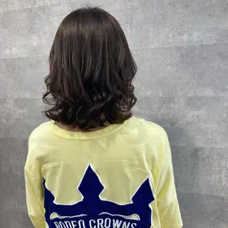 ミディアム カラー Well‘s黒木🌿 レイヤー💎寒色のヘアスタイル