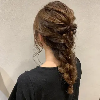 ヘアアレンジ ロング PRIVATE SALON EYES所属・EYES リアのマツエク・マツパデザイン