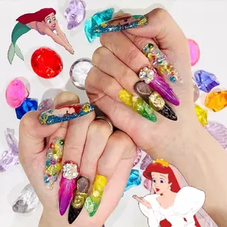 ネイル nail salon Ecrin所属・前島 稀歩のネイルデザイン