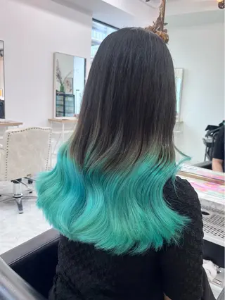 ロング カラー 𝐠𝐢𝐫𝐥𝐲 𝐦𝐨𝐝𝐞🖤のヘアスタイル