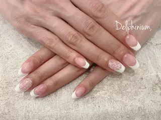 ネイル 岡本 友恵のネイルデザイン