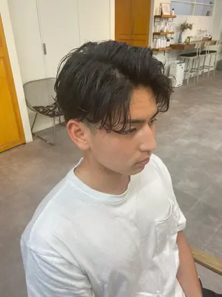 メンズ シャドウパーマ/ 波巻パーマYu-Kiのヘアスタイル