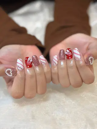 ネイル nailsalon moe.所属・yume 大人ガーリーネイルのネイルデザイン