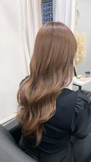 ロング XELM_ Aoiのヘアスタイル