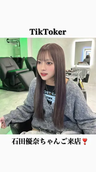 ミディアム カラー シールエクステの女神 🍑Momo🍑のヘアスタイル