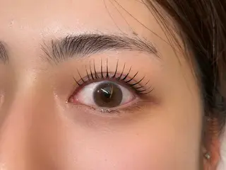 マツエク・マツパ Uyu   lush所属・Uyu lushのマツエク・マツパデザイン