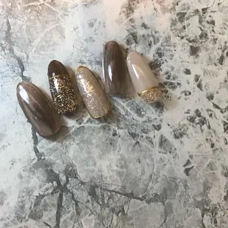 ネイル 河野 弥月のネイルデザイン