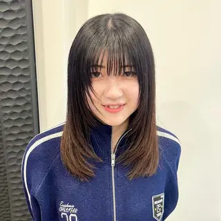 セミロング 小松 寧々のヘアスタイル