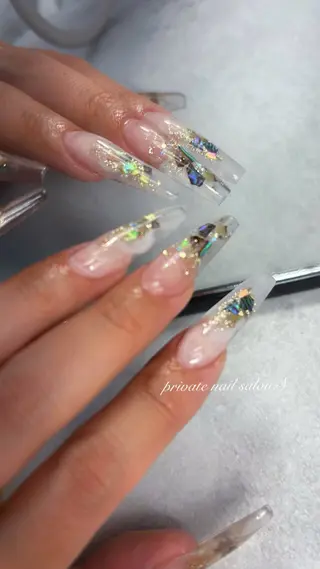 ネイル 関山 志乃のネイルデザイン