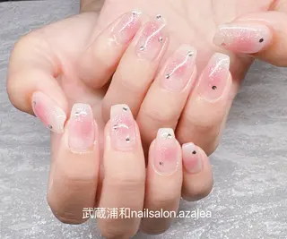 ネイル R inのネイルデザイン