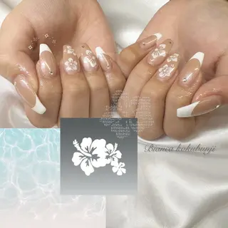 ネイル Bianca☁国分寺 🤍店長/黒木愛美のネイルデザイン