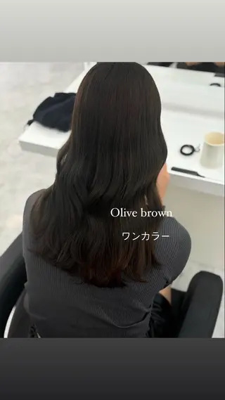 ロング 韓国ヘア/ブリーチ無 しWカラー/オリーブのヘアスタイル