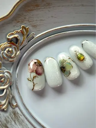 ネイル FIORITURA Maikoのネイルデザイン