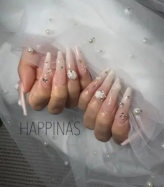ネイル HAPPINAS所属・HAPPINAS kotomiのネイルデザイン