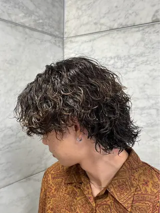 ミディアム カラー パーマ メンズ メンズ/パーマ/ 京都駅/井上光のヘアスタイル