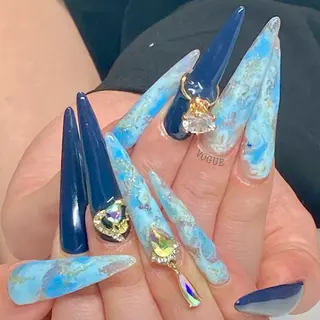 ネイル VOGUE ×SWANのネイルデザイン