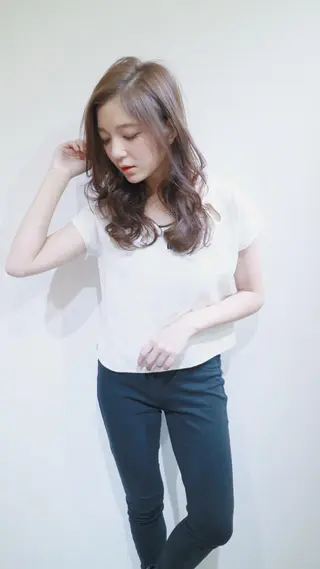 セミロング ロング ひがし　まさし JYUNESU副代表のヘアスタイル