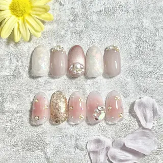 ネイル ネイルサロンBIENE所属・相澤 理蘭のネイルデザイン