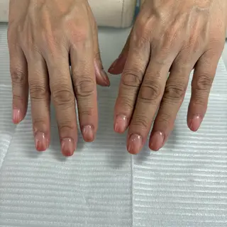 ネイル アッカスタイル所属・アッカスタイル 天野のネイルデザイン