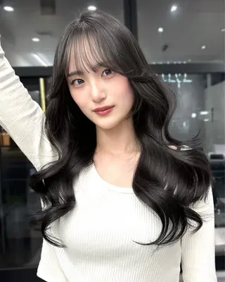 ロング 京都レイヤーカット うえひのヘアスタイル