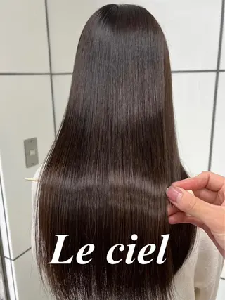 ロング パーマ 韓国風レイヤーカット 💎髪質改善"yuiのヘアスタイル