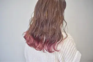 カラー white.所属・white.梅田 デザインカラー🦄のヘアスタイル