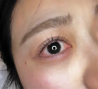 マツエク・マツパ 岡部 梢の眉毛・アイブロウイメージ